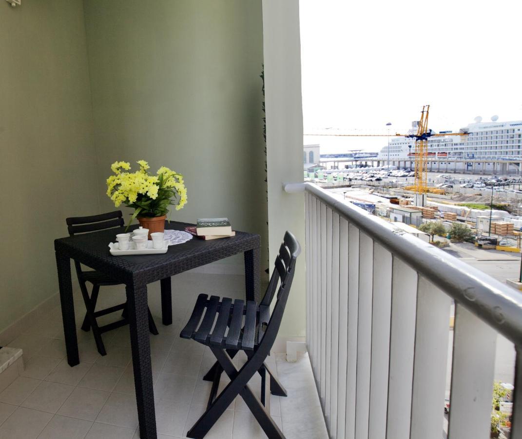 Six Rooms Неаполь Экстерьер фото